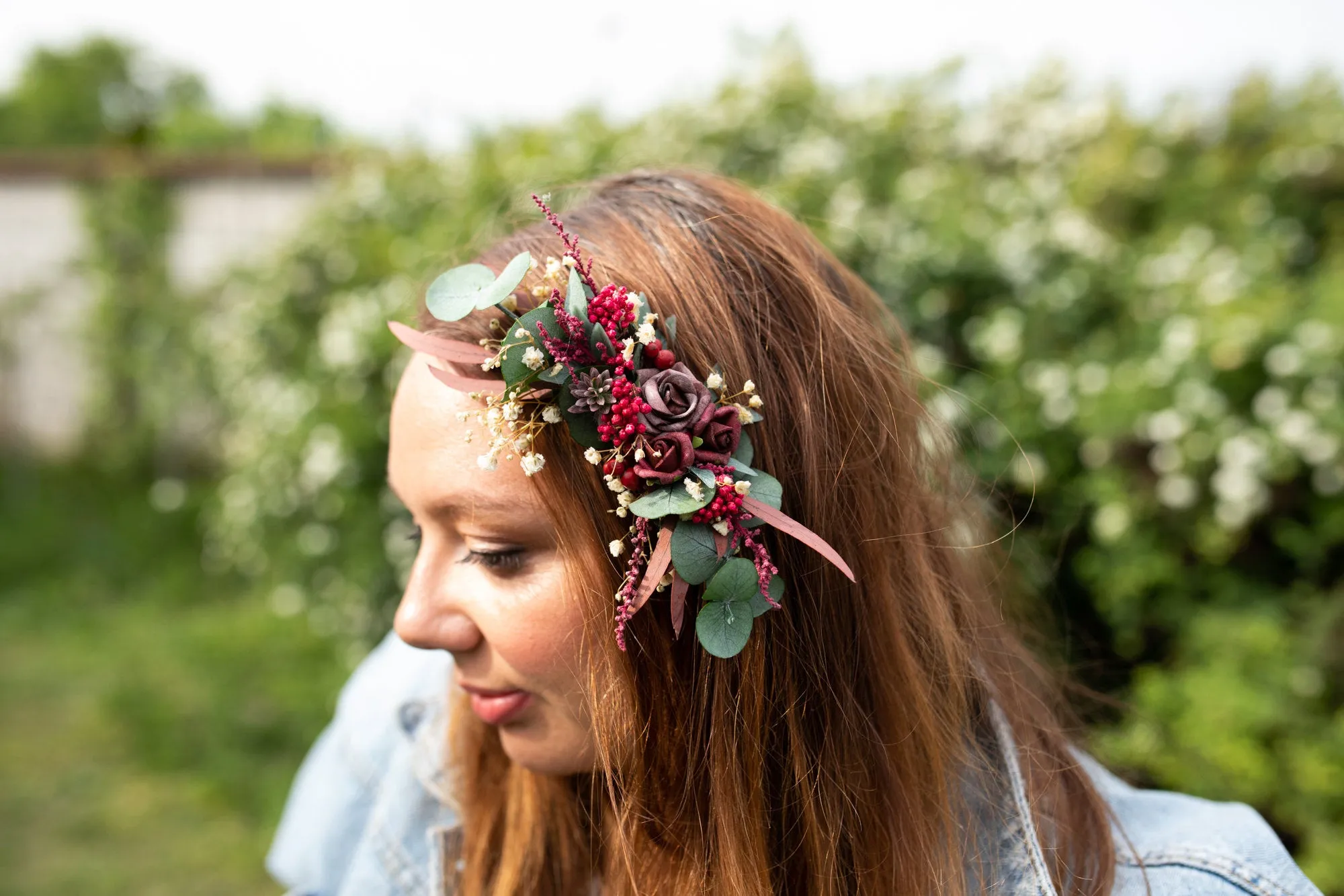 Burgundy wedding hair comb Bridal flower comb Magaela accessories Red wine flower jewellery Dark red roses Eucalyptus and Baby's breath comb