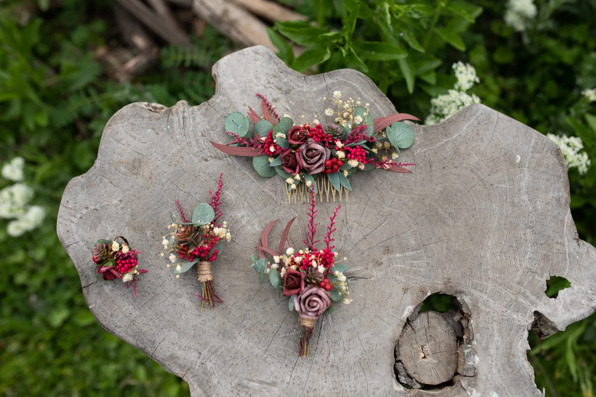 Burgundy wedding hair comb Bridal flower comb Magaela accessories Red wine flower jewellery Dark red roses Eucalyptus and Baby's breath comb