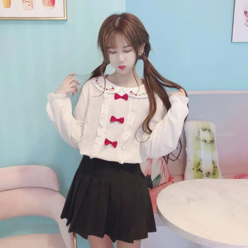 Kawaii Peter Pan Collar Shirt With Bowknot