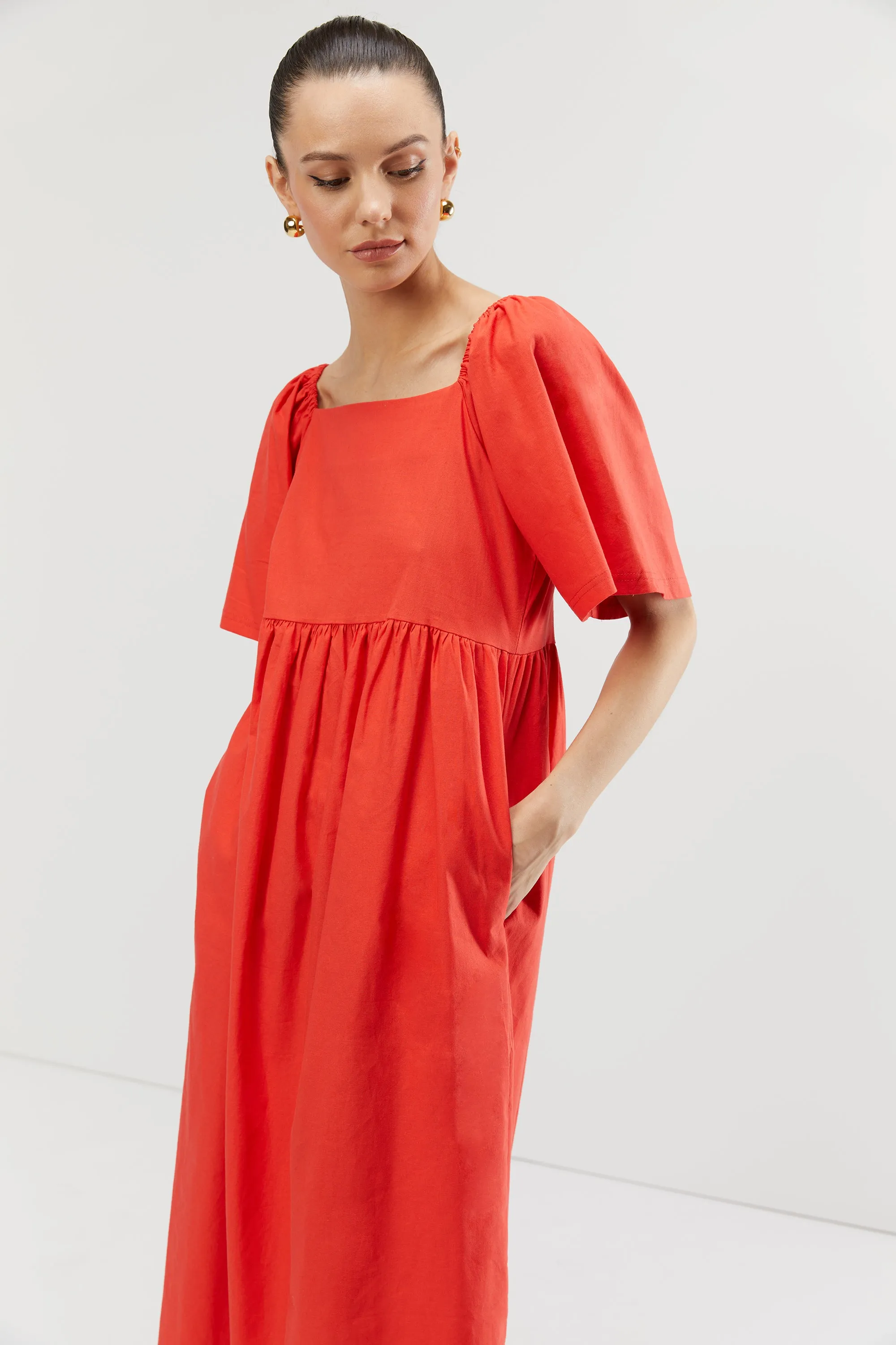 SQUARE NECK PUFF MIDI DRESS