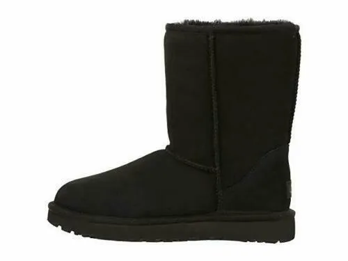 UGG Women's Classic Short II