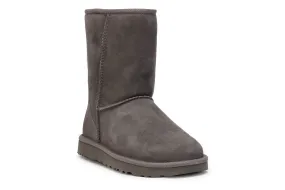 UGG Women's Classic Short II